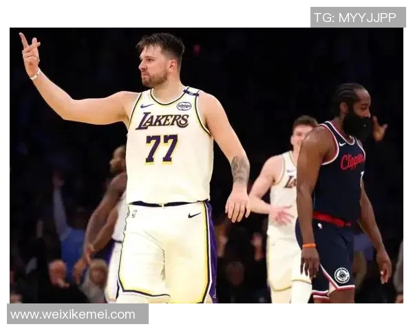 2012年湖人与快船激战回顾：洛城德比的精彩瞬间与经典对决